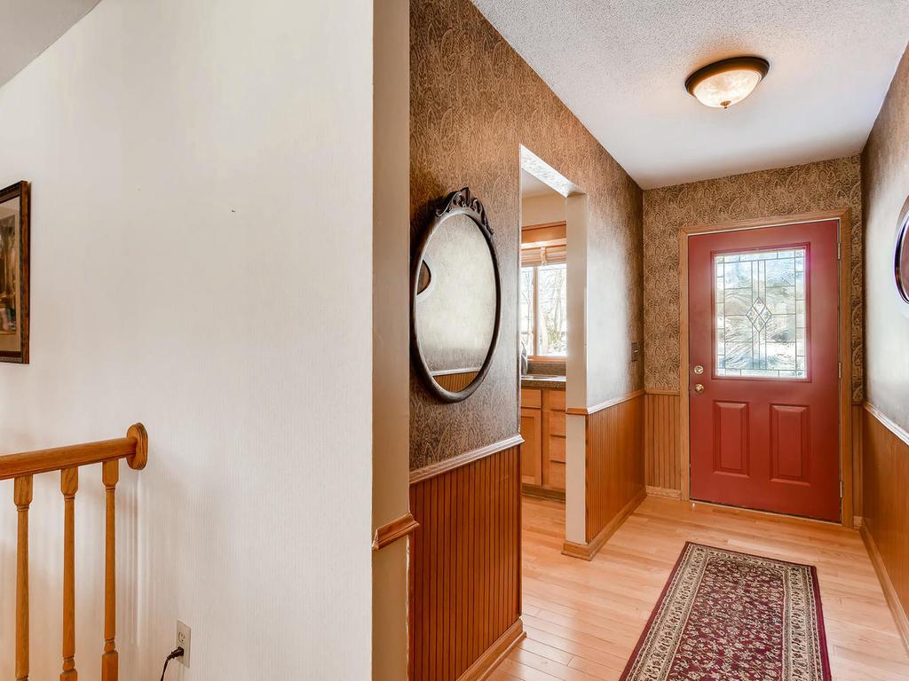 26435 Edgewood Road Excelsior, MN 55331 - Photo 10 of 27 Gallery Image 10