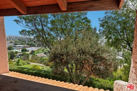 $699,000 | 7755 Vía Rosa Maria, Burbank, CA 91504