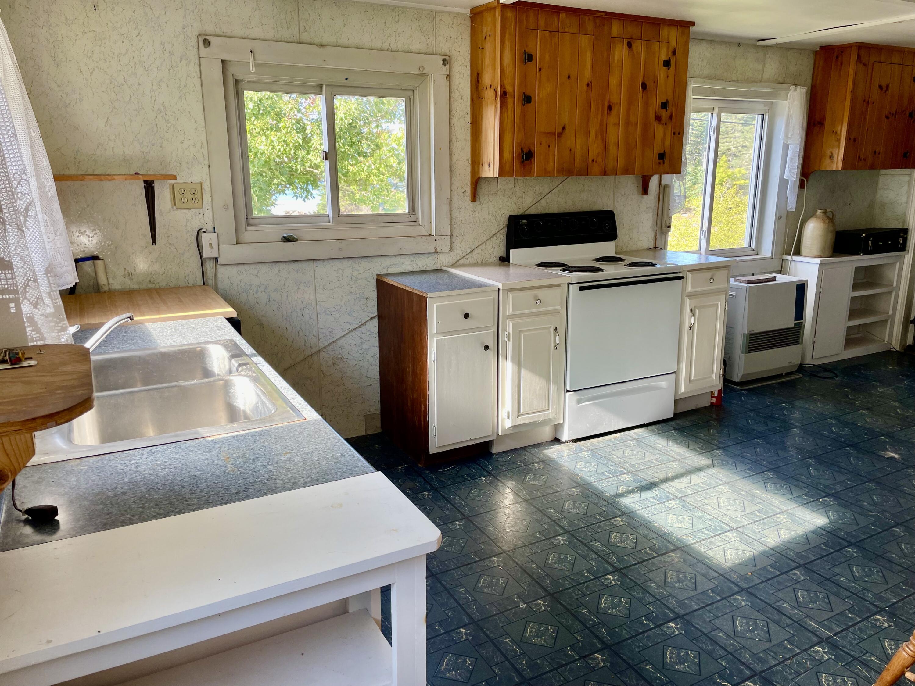49 Dyers Island Road Vinalhaven, ME 04863 - Photo 22 of 29 1773AFEA-7FB6-4806-A497-3278890F331A_1_2