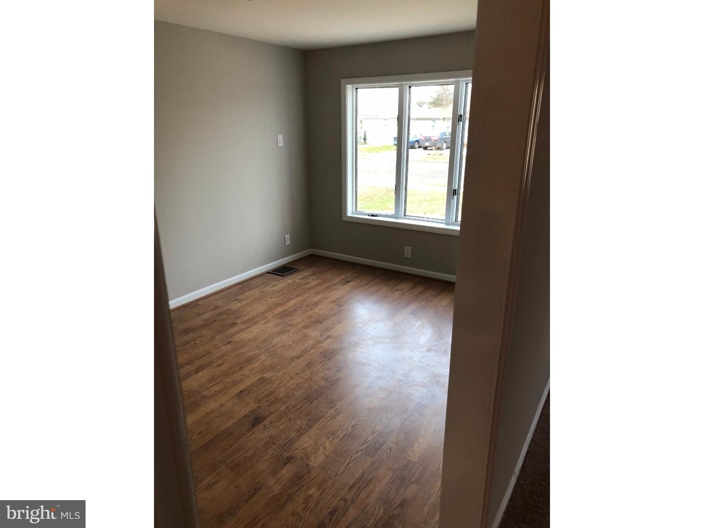 815 Mt Road Burlington, NJ 08016 - Photo 3 of 14 Gallery Image 3