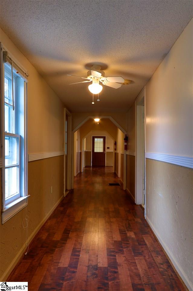 301 Burns Road Easley, SC 29640 - Photo 6 of 21 Gallery Image 6