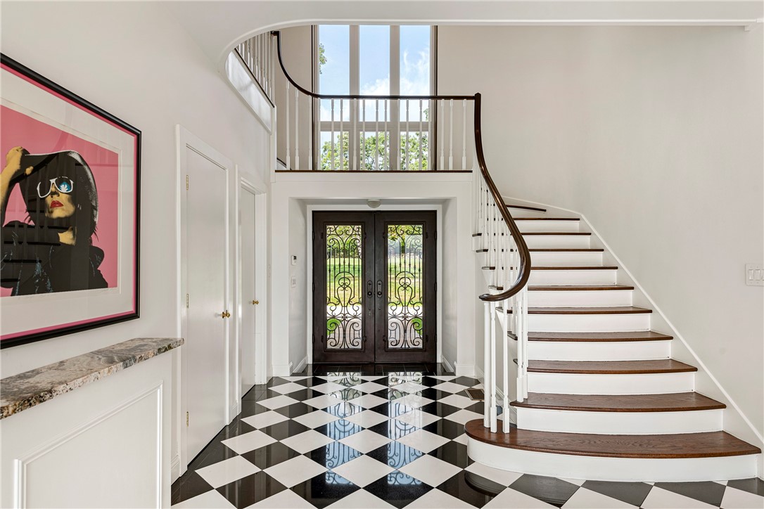 165 Poppasquash Road Bristol, RI 02809 - Photo 8 of 50 Gallery Image 8