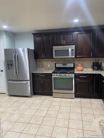 $1,850 | 12815 Sand Holly, San Antonio, TX 78253