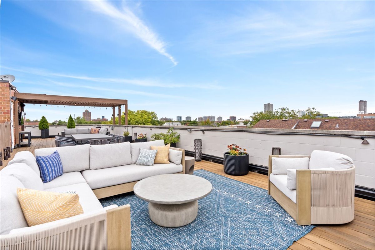 1346 West Addison Street, Unit 3E Chicago, IL 60613 - Photo 36 of 40 Gallery Image 36