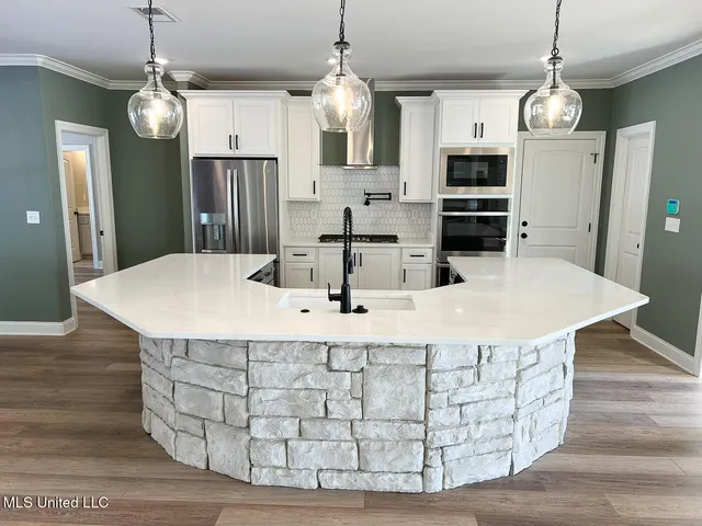 $707,000 | 11210 Vicki's Lane, Olive Branch, MS 38654