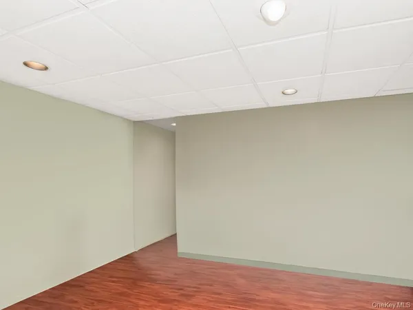 $4,000 | 8 Davids Lane, Ossining, NY 10562