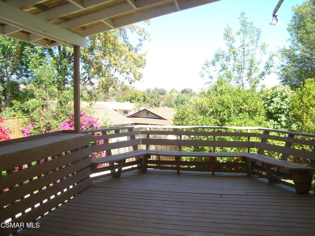 662 Benson Way Thousand Oaks, CA 91360 - Photo 16 of 18