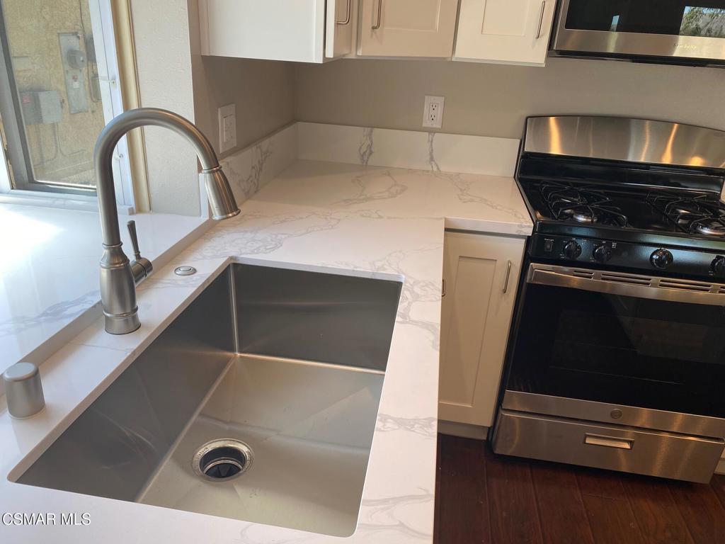 662 Benson Way Thousand Oaks, CA 91360 - Photo 8 of 18