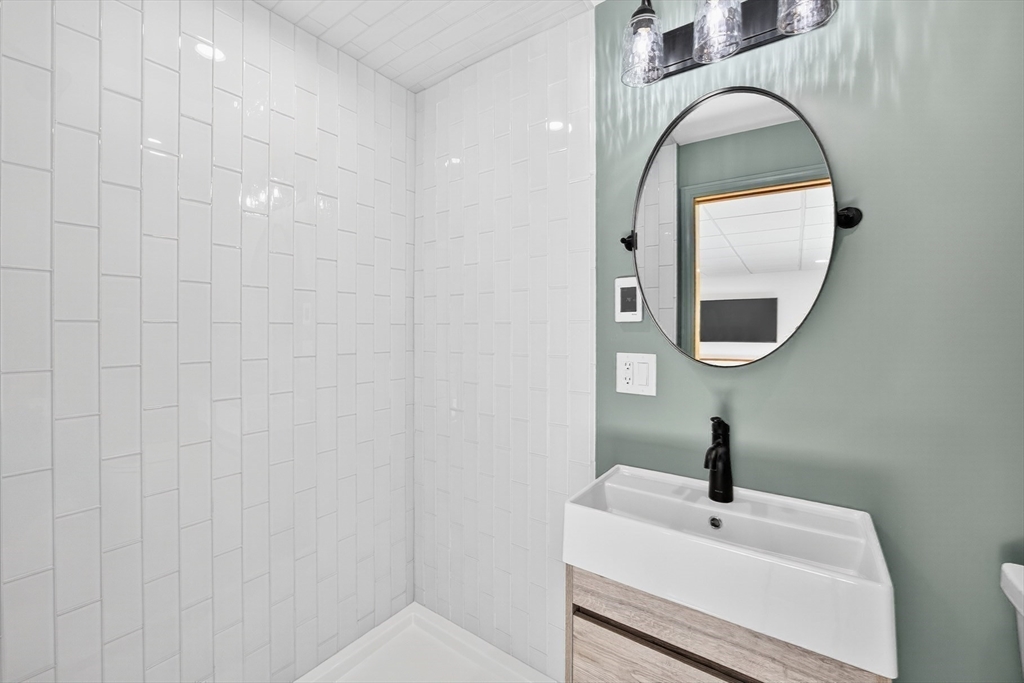 121 Streeter Hill Road Falmouth, MA 02556 - Photo 30 of 40