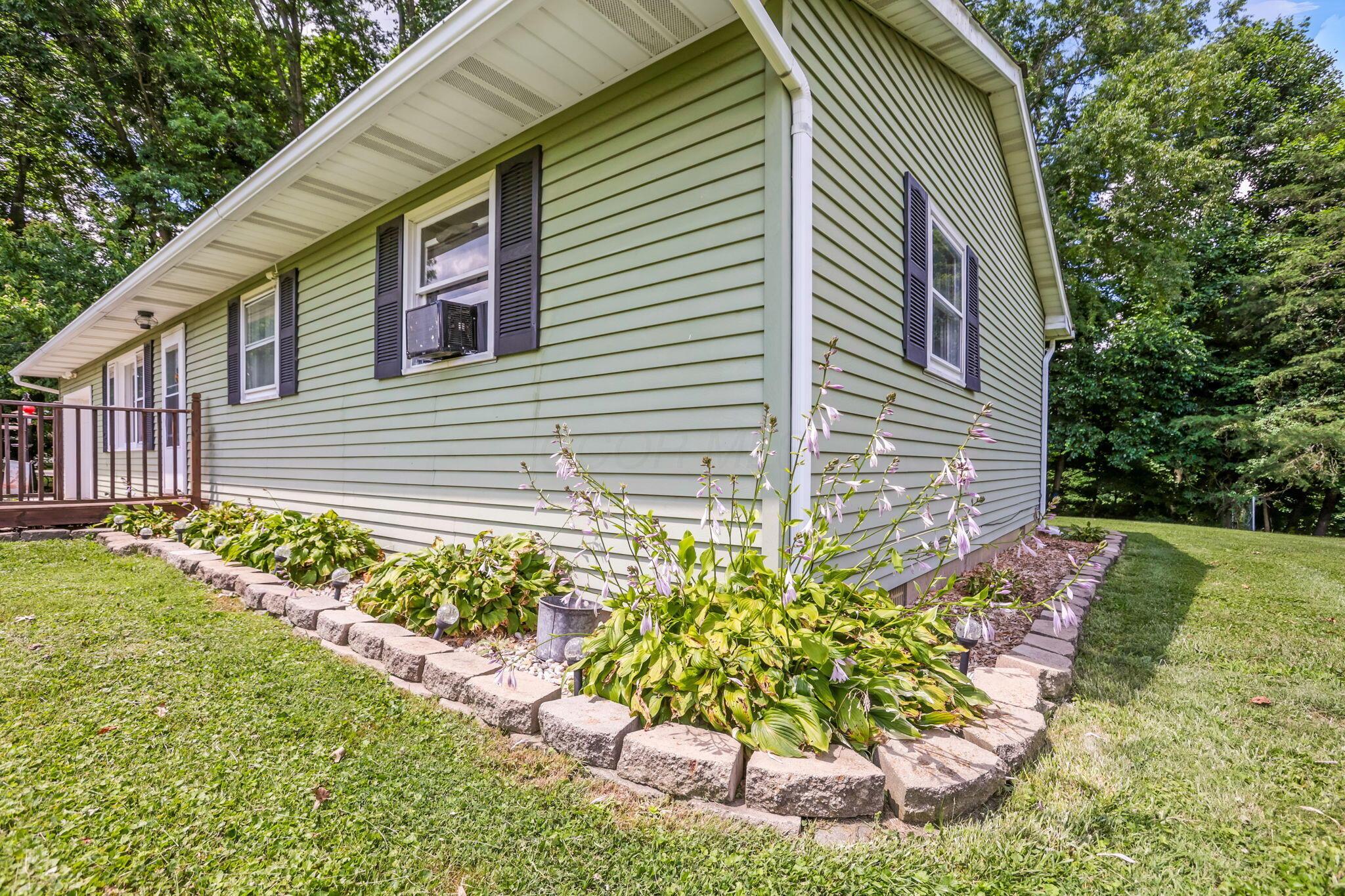 27188 Stuart Road Rockbridge, OH 43149 - Photo 4 of 48 6-web-or-mls-LO5A5313