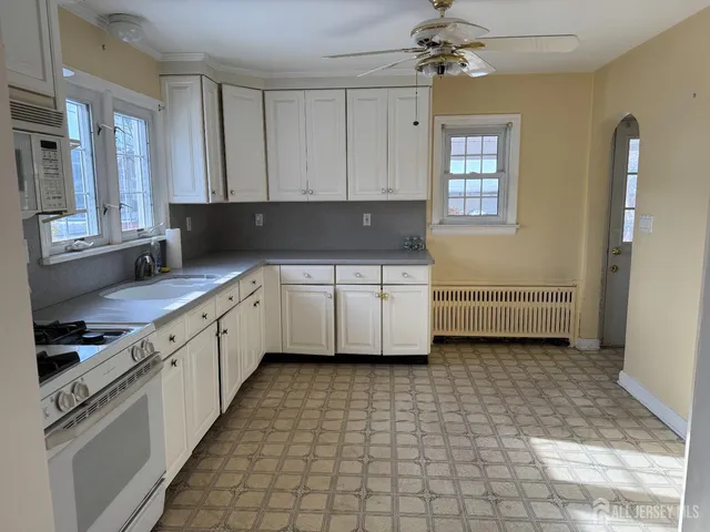 $449,900 | 500 2nd Street, Dunellen, NJ 08812