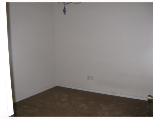15514 Cruiser Street, Unit B Corpus Christi, TX 78418 - Photo 7 of 10 a view of an empty room