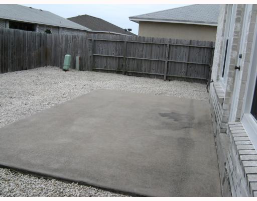 15514 Cruiser Street, Unit B Corpus Christi, TX 78418 - Photo 10 of 10 a view of wooden fence