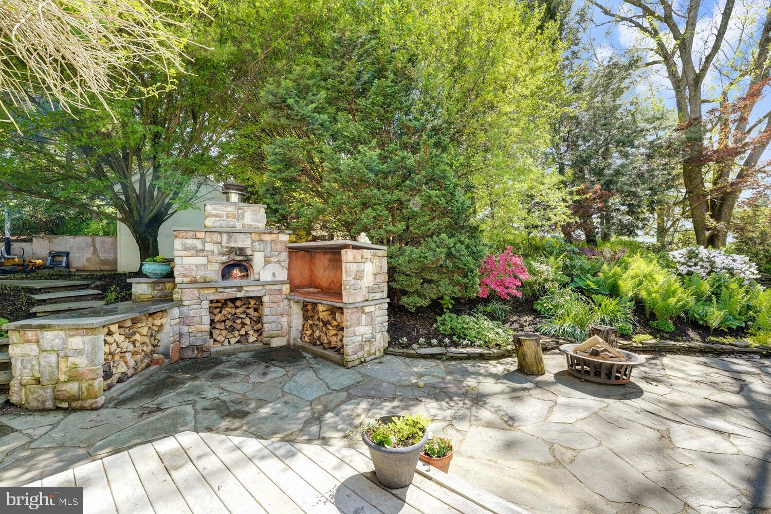 808 North Washington Ridge West Chester, PA 19382 - Photo 5 of 69 Pizza Oven/Patio
