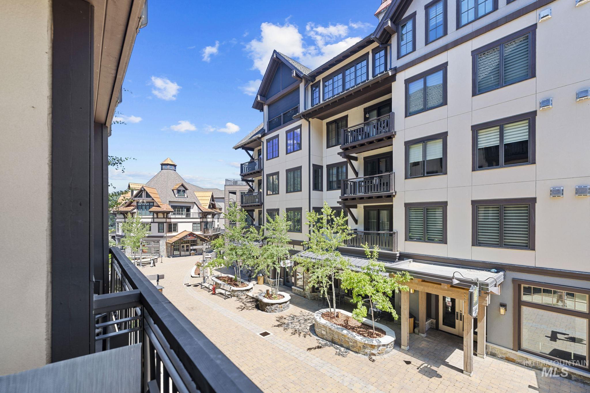 780 Village Drive, Unit 210 Donnelly, ID 83615 - Photo 14 of 16