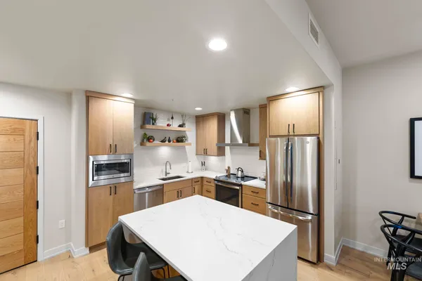 $575,000 | 780 Village Drive, Unit 210, Donnelly, ID 83615