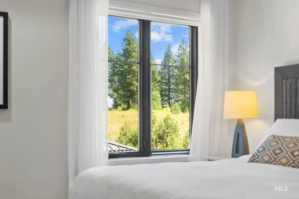 $575,000 | 780 Village Drive, Unit 210, Donnelly, ID 83615