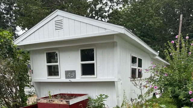 $86,900 | 133 West Main Street, Clinton, CT 06413