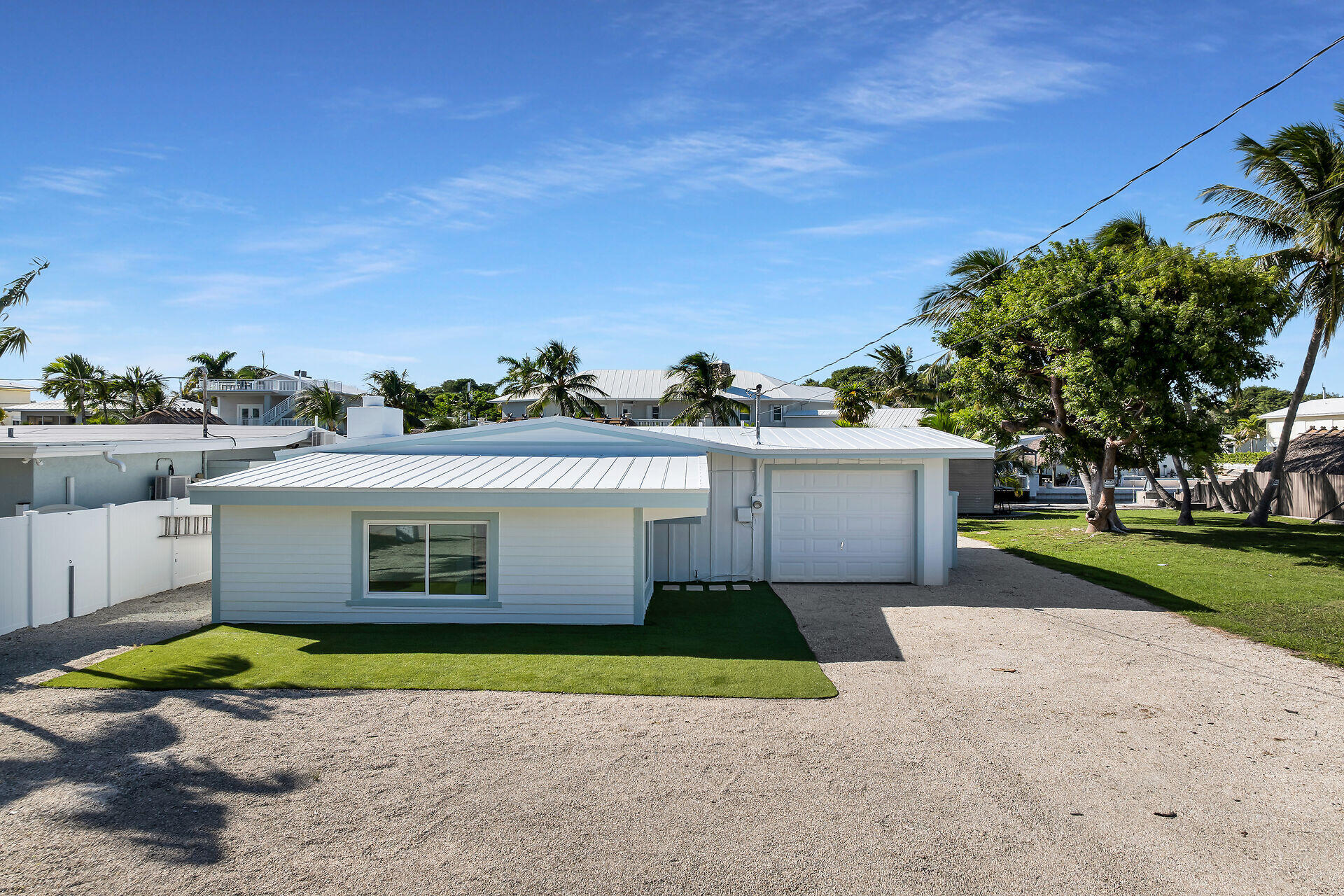 251 Azalea Street Tavernier, FL 33070 - Photo 9 of 58 251 Azalea St