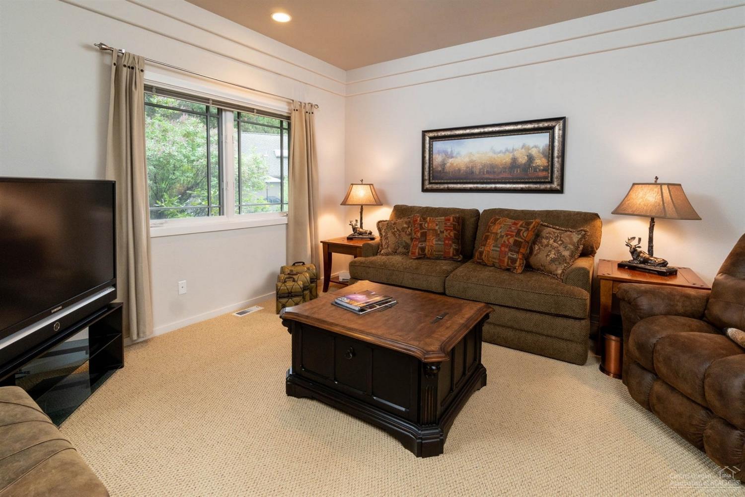 20402 Christmas Ridge Bend, OR 97702 - Photo 22 of 25 Additional Photo