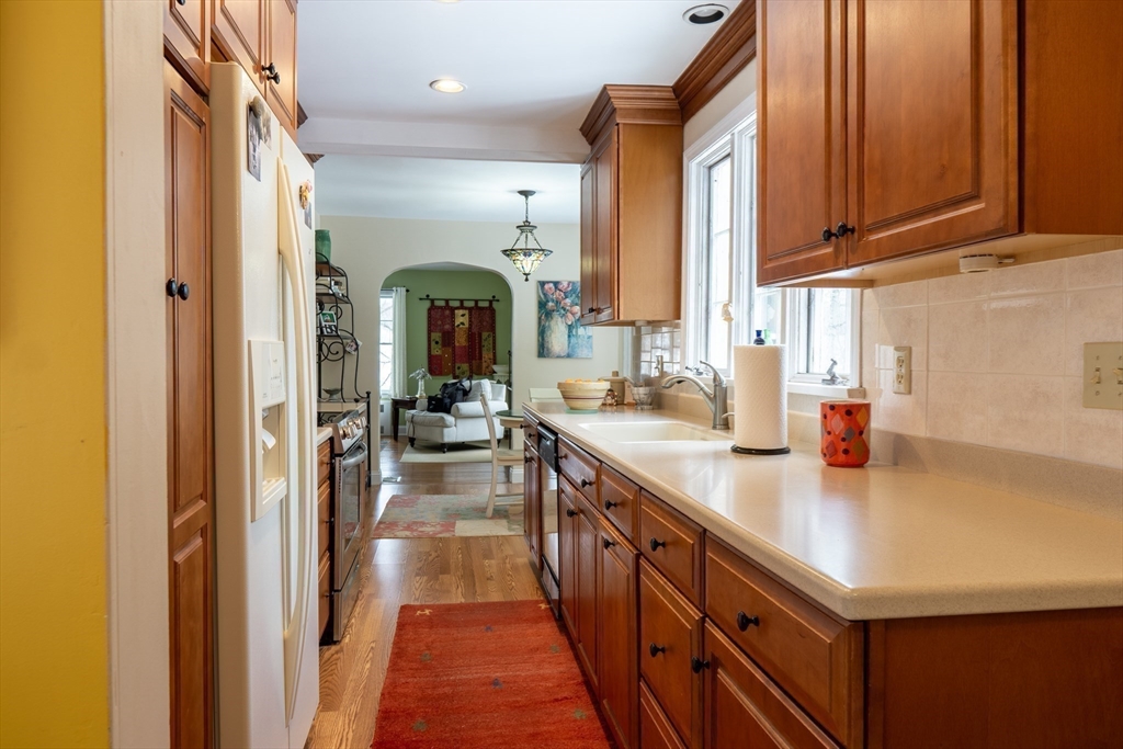 10 Kenwood Road Holden, MA 01520 - Photo 12 of 41