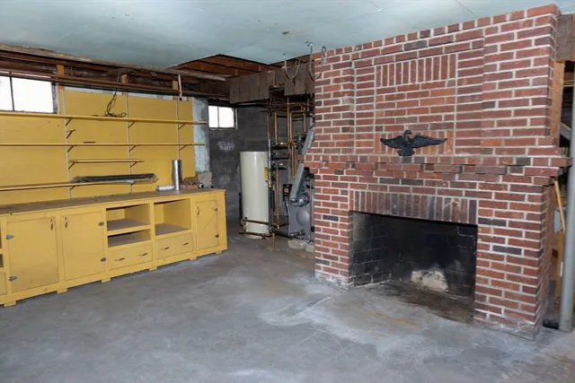 $560,000 | 10 Kenwood Road, Holden, MA 01520