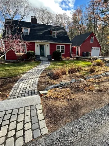 $560,000 | 10 Kenwood Road, Holden, MA 01520