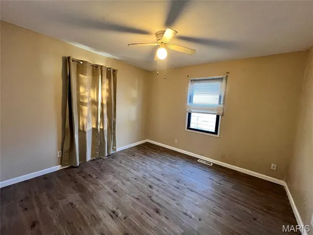 $184,900 | 2390 Teakwood Manor Drive, Florissant, MO 63031