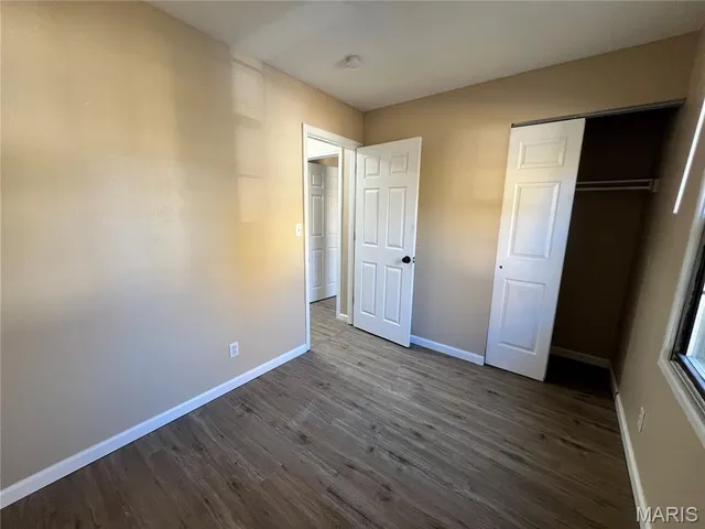 $184,900 | 2390 Teakwood Manor Drive, Florissant, MO 63031