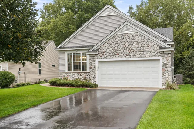 $439,900 | 1680 Oakbrooke Court, Eagan, MN 55122