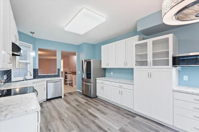 $439,900 | 1680 Oakbrooke Court, Eagan, MN 55122