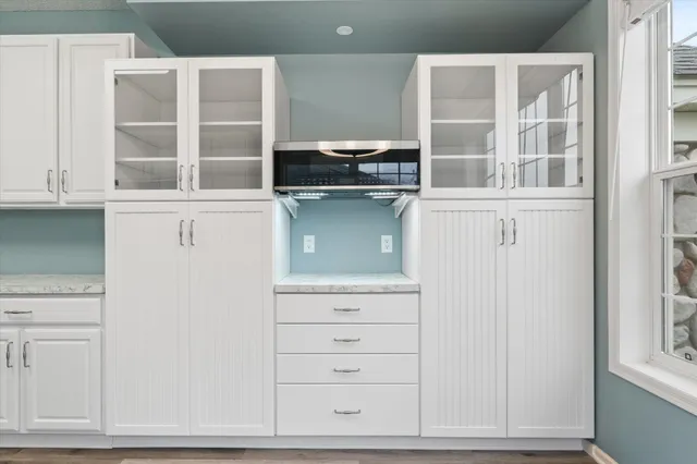 $439,900 | 1680 Oakbrooke Court, Eagan, MN 55122