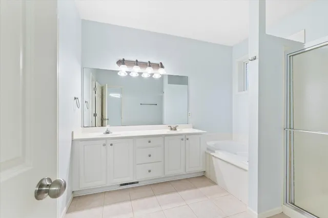 $439,900 | 1680 Oakbrooke Court, Eagan, MN 55122