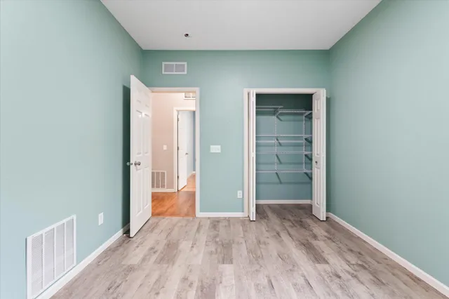 $439,900 | 1680 Oakbrooke Court, Eagan, MN 55122