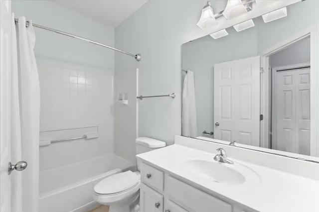 $439,900 | 1680 Oakbrooke Court, Eagan, MN 55122