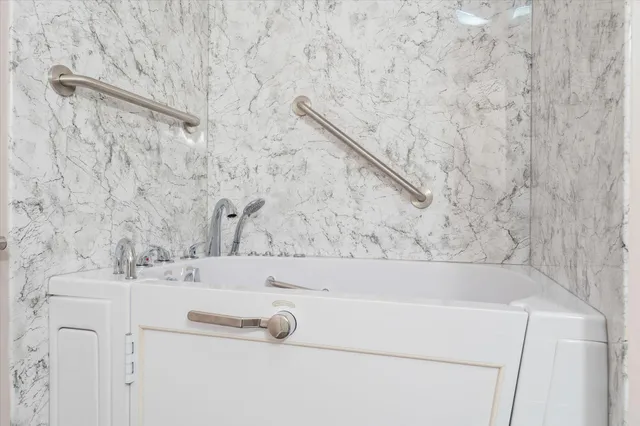 $439,900 | 1680 Oakbrooke Court, Eagan, MN 55122