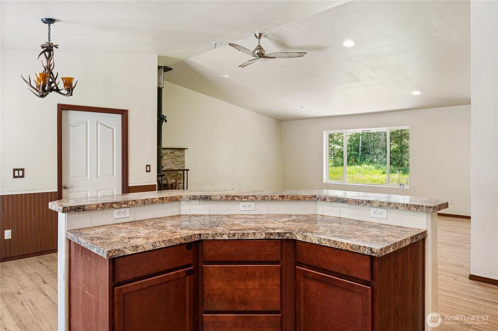 231 West New Moon Lane Matlock, WA 98560 - Photo 10 of 40