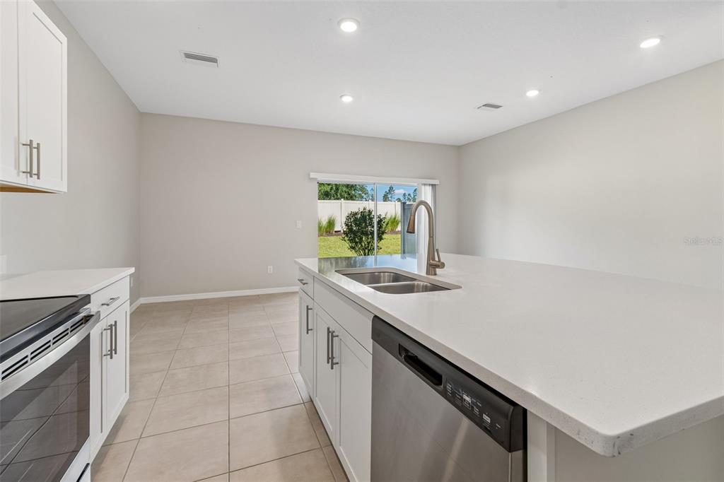 2470 Paravane Way Wesley Chapel, FL 33543 - Photo 14 of 47
