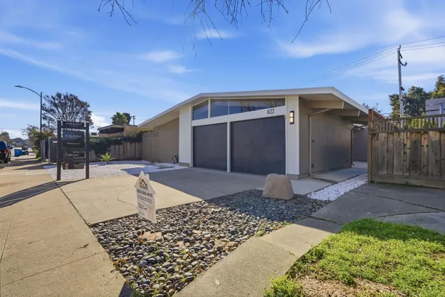 $1,999,999 | 1622 Eleanor Drive, San Mateo, CA 94402