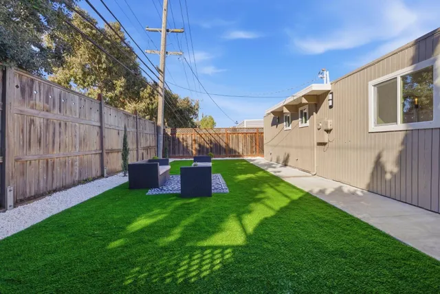 $1,999,999 | 1622 Eleanor Drive, San Mateo, CA 94402