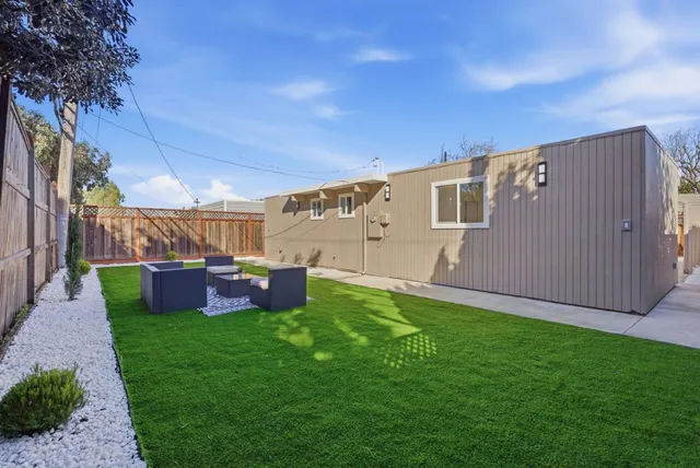 $1,999,999 | 1622 Eleanor Drive, San Mateo, CA 94402