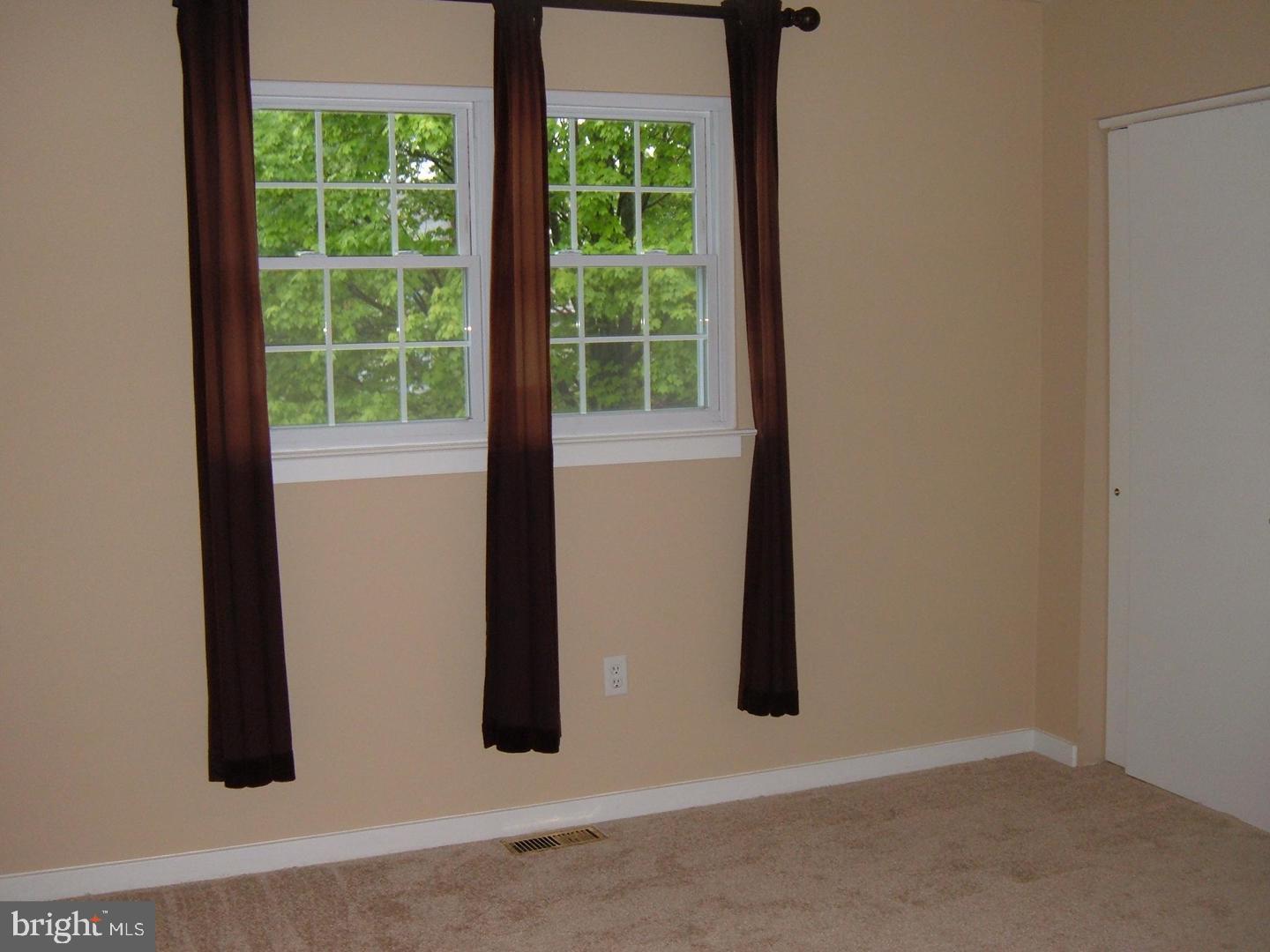 7 Regency Drive Mount Holly, NJ 08060 - Photo 9 of 12