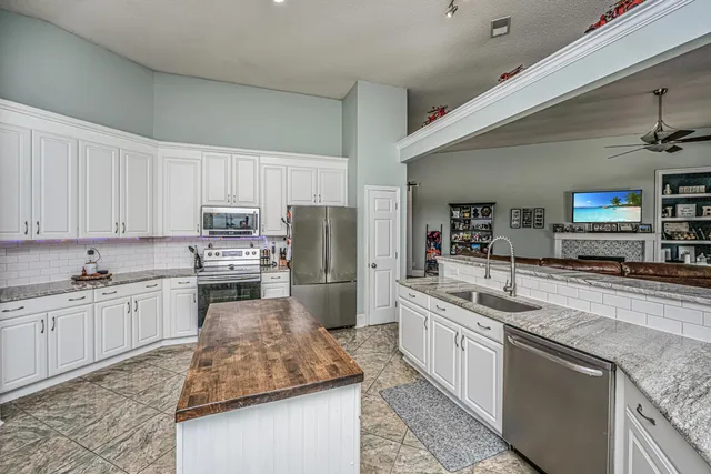 $495,000 | 8525 Long Meadow Drive, North Charleston, SC 29420