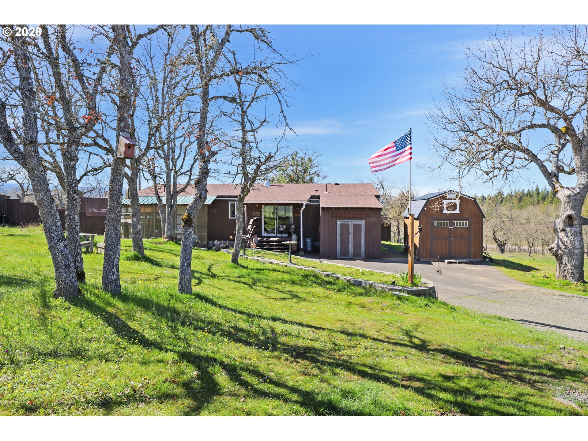 2505 Dry Creek Road Mosier, OR 97040 - Photo 2 of 48