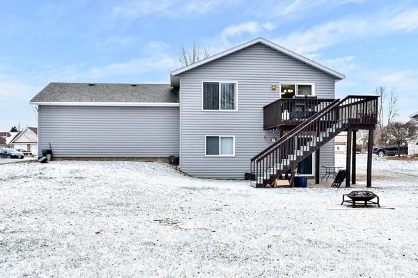$290,000 | 140 Red School Lane, Kellogg, MN 55945