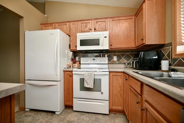 $290,000 | 140 Red School Lane, Kellogg, MN 55945