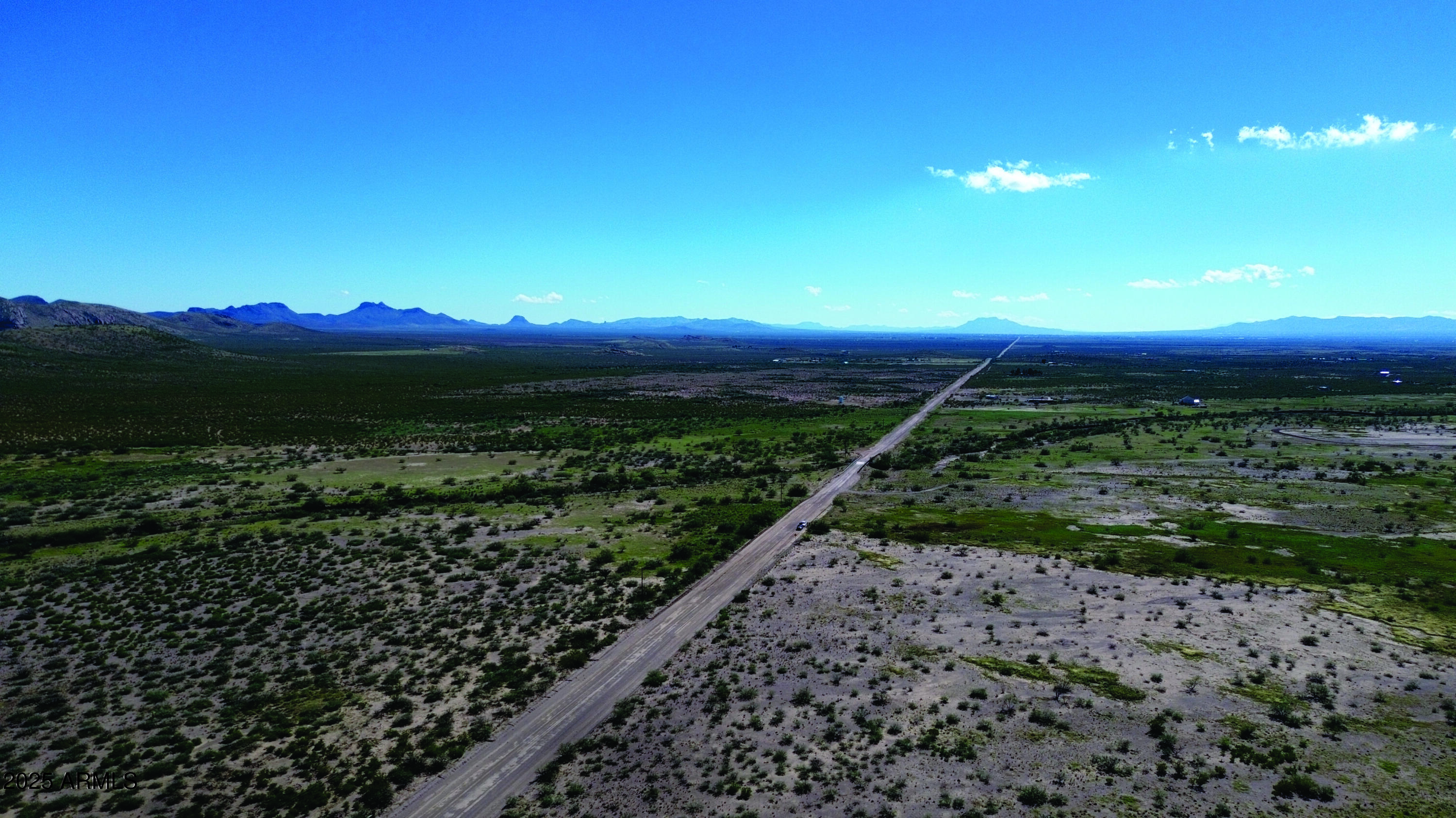 8.59-acres North Leslie Canyon Road, Unit 29A Douglas, AZ 85607 - Photo 8 of 17 a view of a backyard of a house