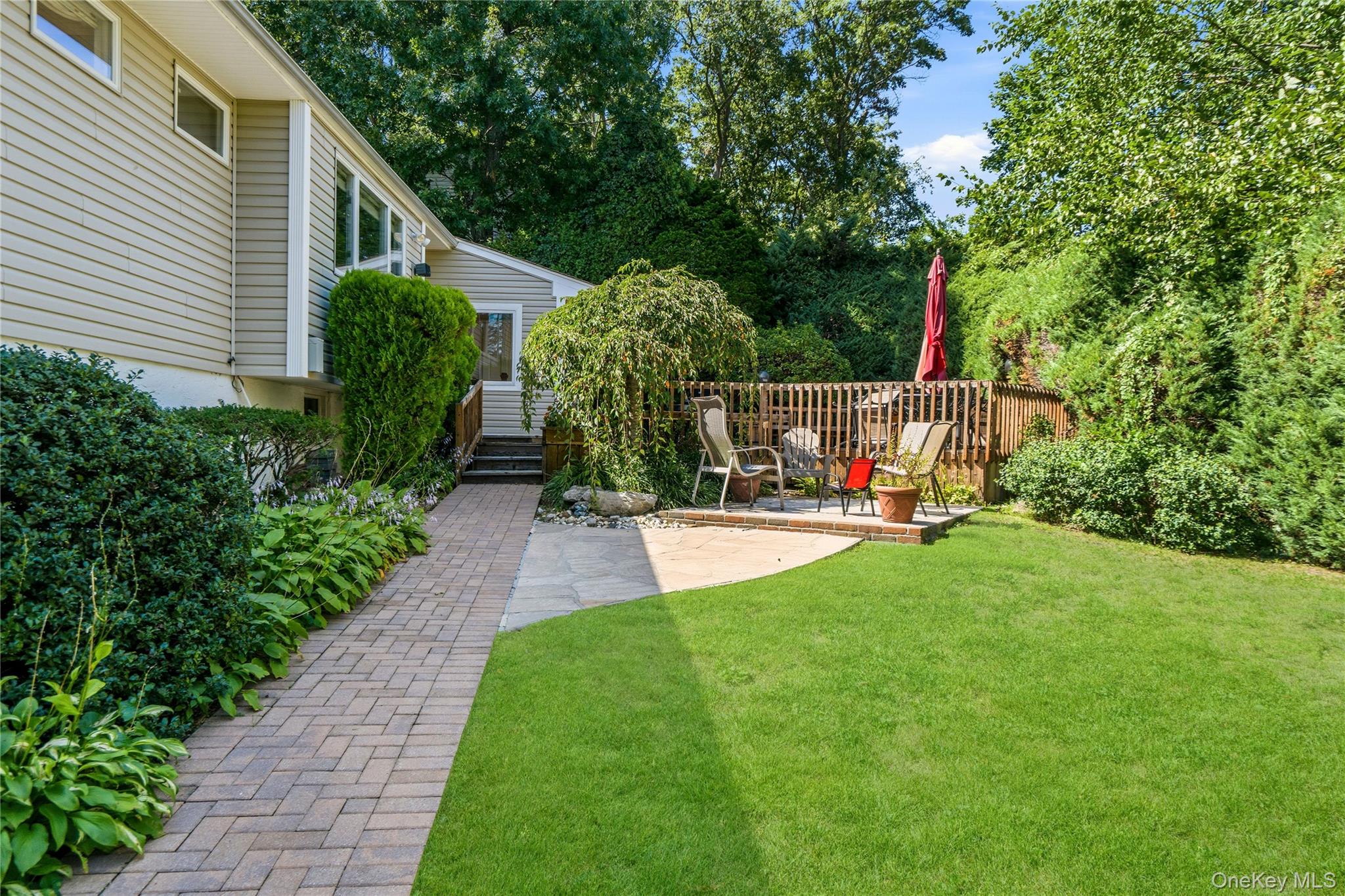 20 High Ridge Road Plainview, NY 11803 - Photo 31 of 35 Gallery Image 31
