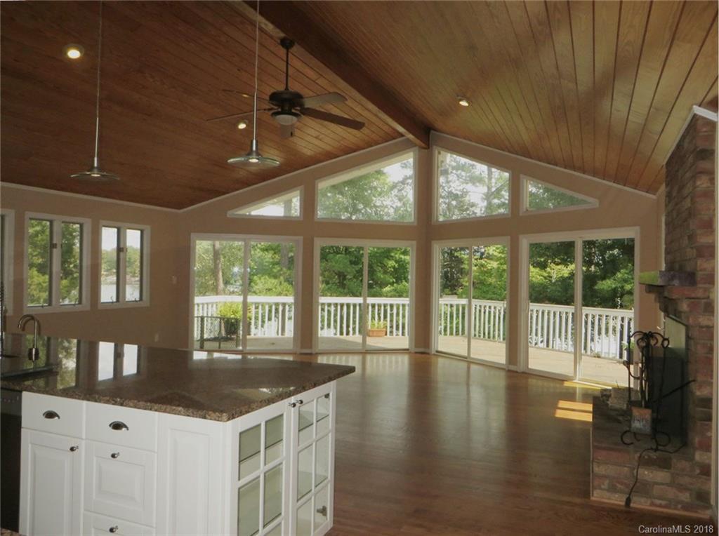 3722 Messina Road Lake Wylie, SC 29710 - Photo 12 of 34 Gallery Image 12