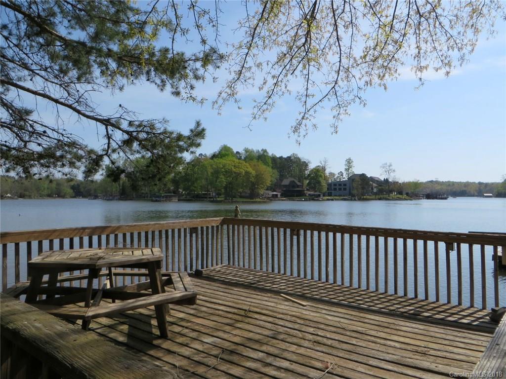 3722 Messina Road Lake Wylie, SC 29710 - Photo 4 of 34 Gallery Image 4